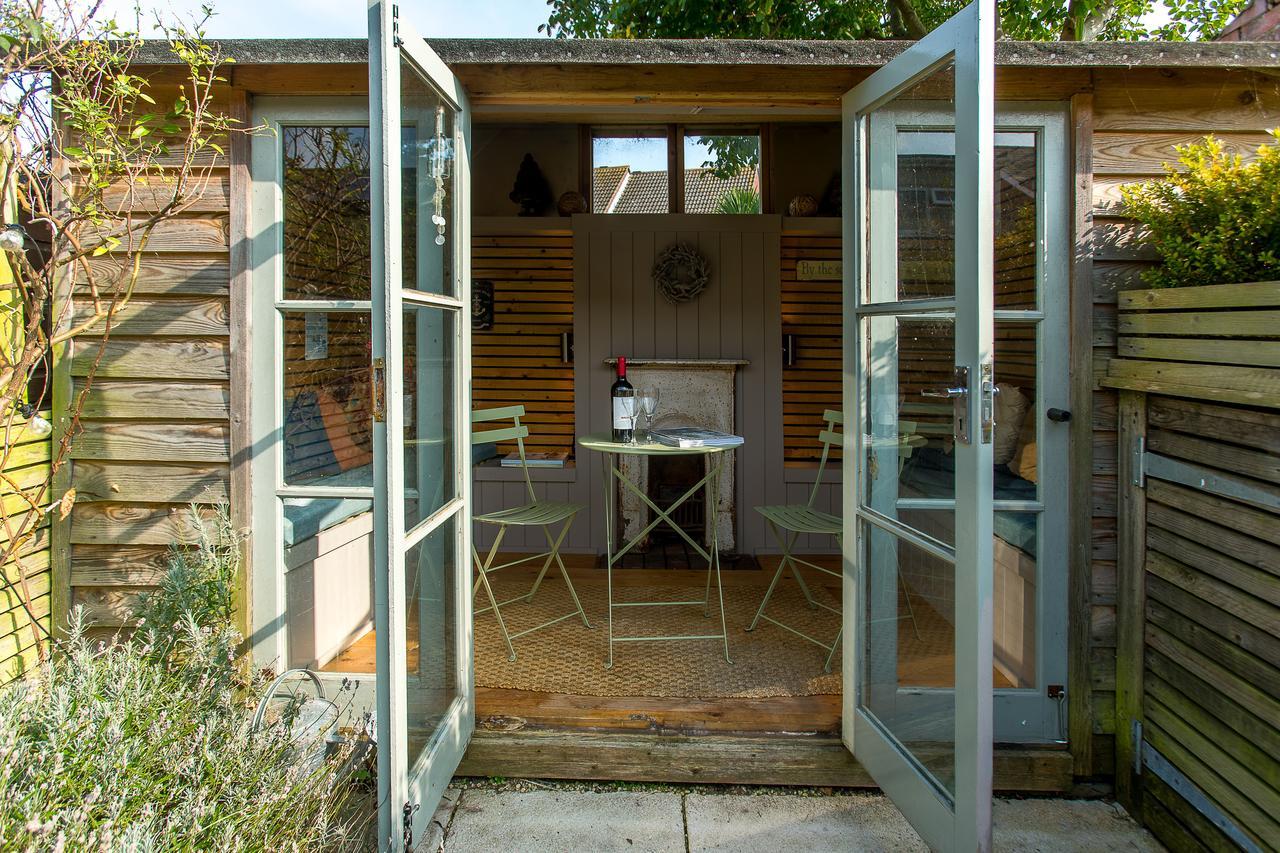 Nutshell Villa Aldeburgh Bagian luar foto